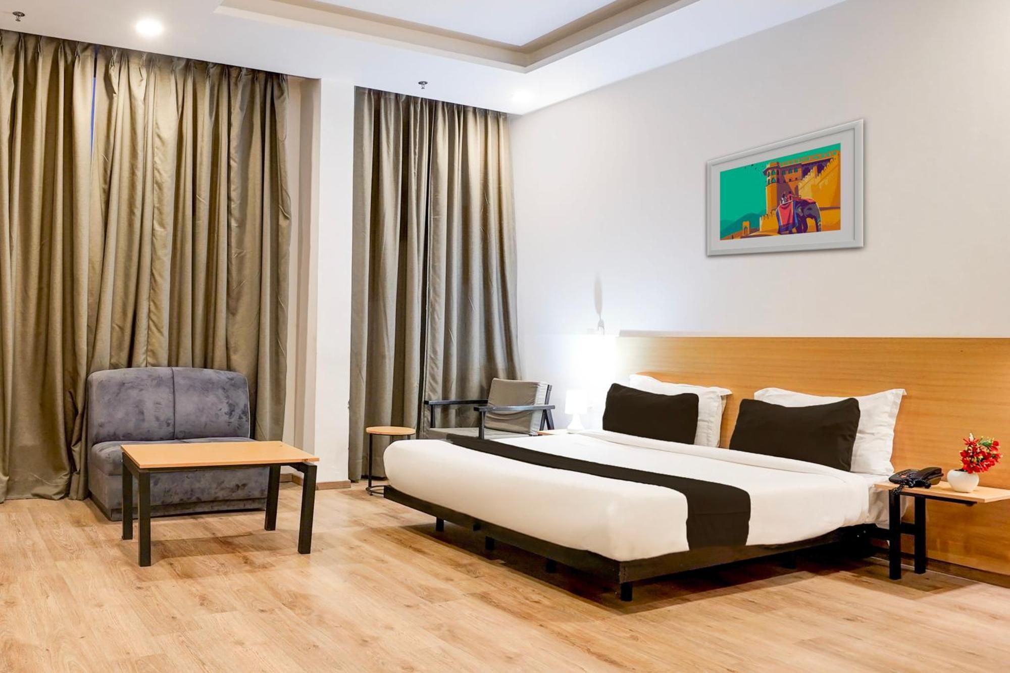 Super Townhouse Gomti Nagar Matiyari Hotel Chinhat Luaran gambar